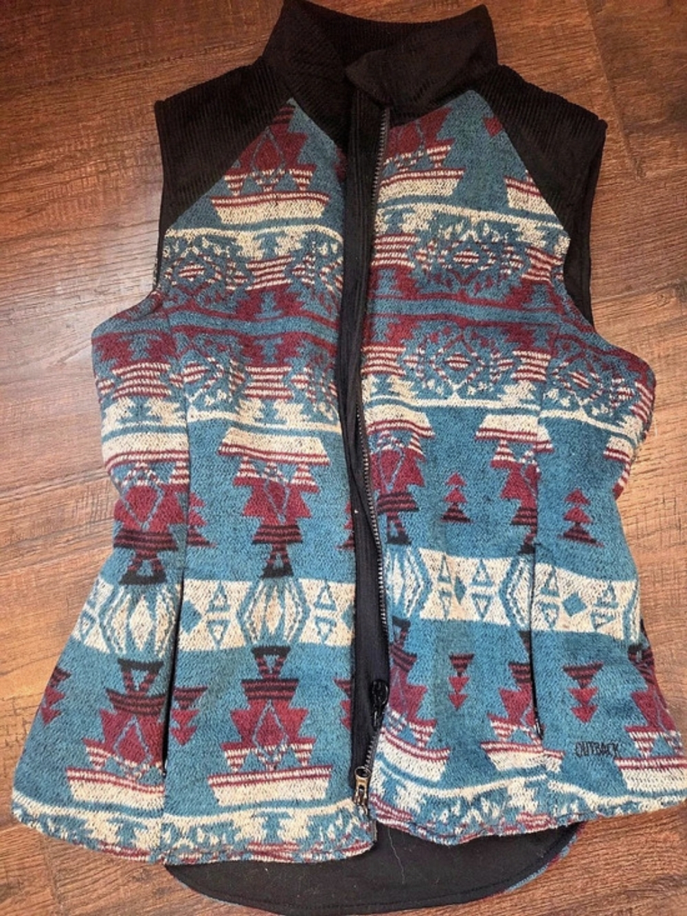 Outback Trading Co. Sabrina Vest. Geometric Fleece Size Small
